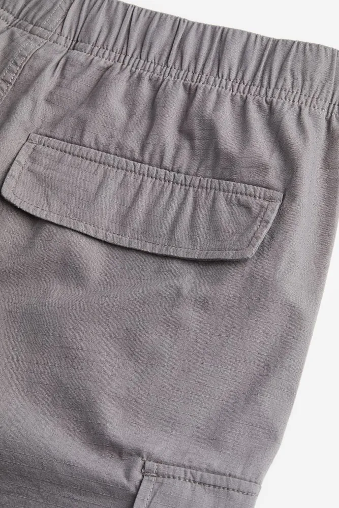 H&M Relaxed Fit Ripstop Cargo Shorts