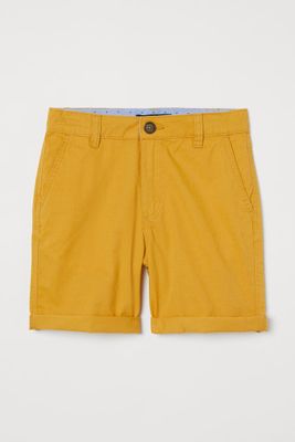 Shorts chinos cortos