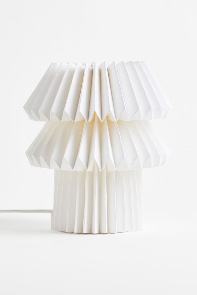 Lampe de table avec abat-jour plissé