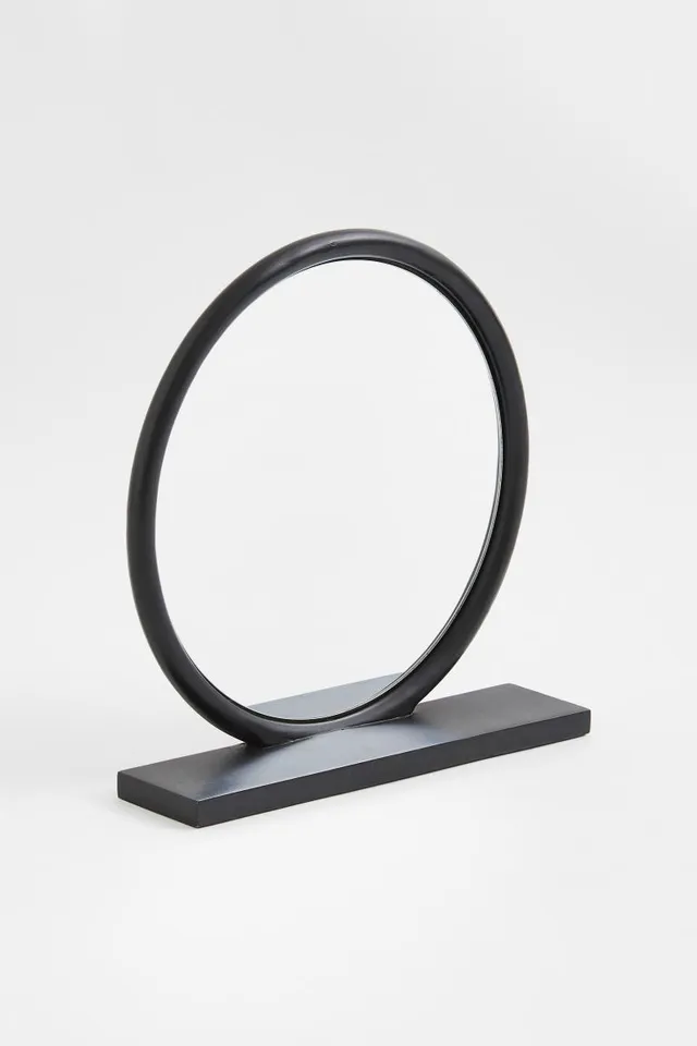 Le miroir arche noir, Simons Maison