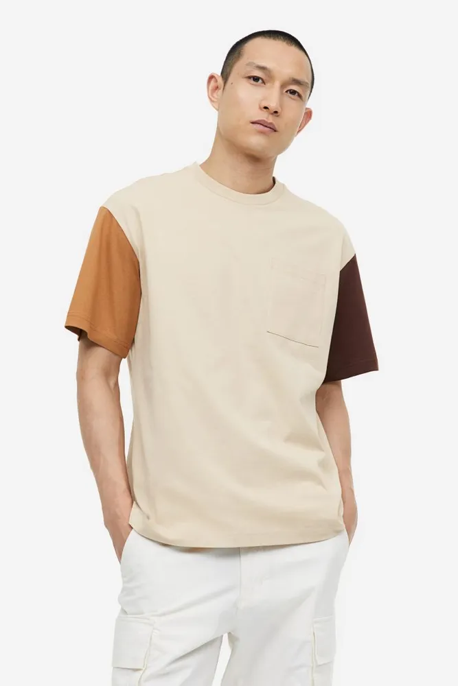 H&M Relaxed Fit Pocket-detail T-shirt