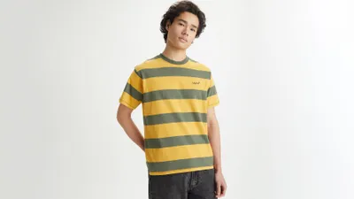 Red Tab™ Vintage T-Shirt