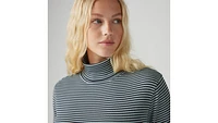 Dreamy Turtleneck Top