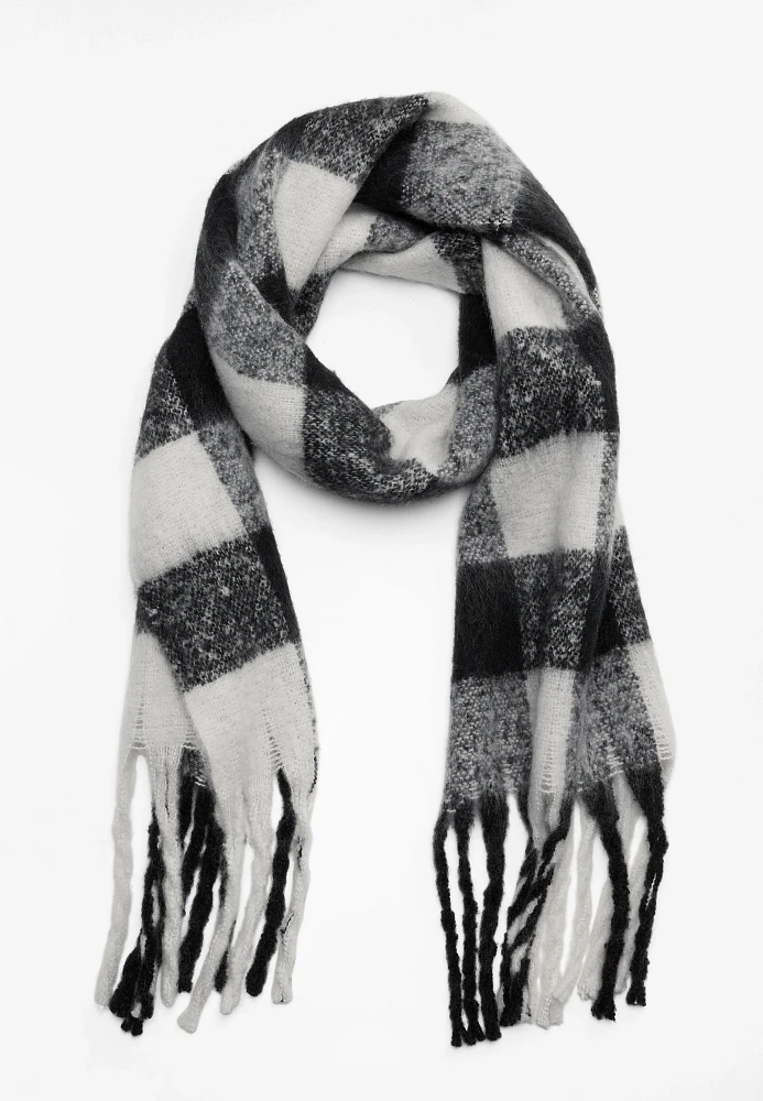 Brushed Black And White Plaid Scarf