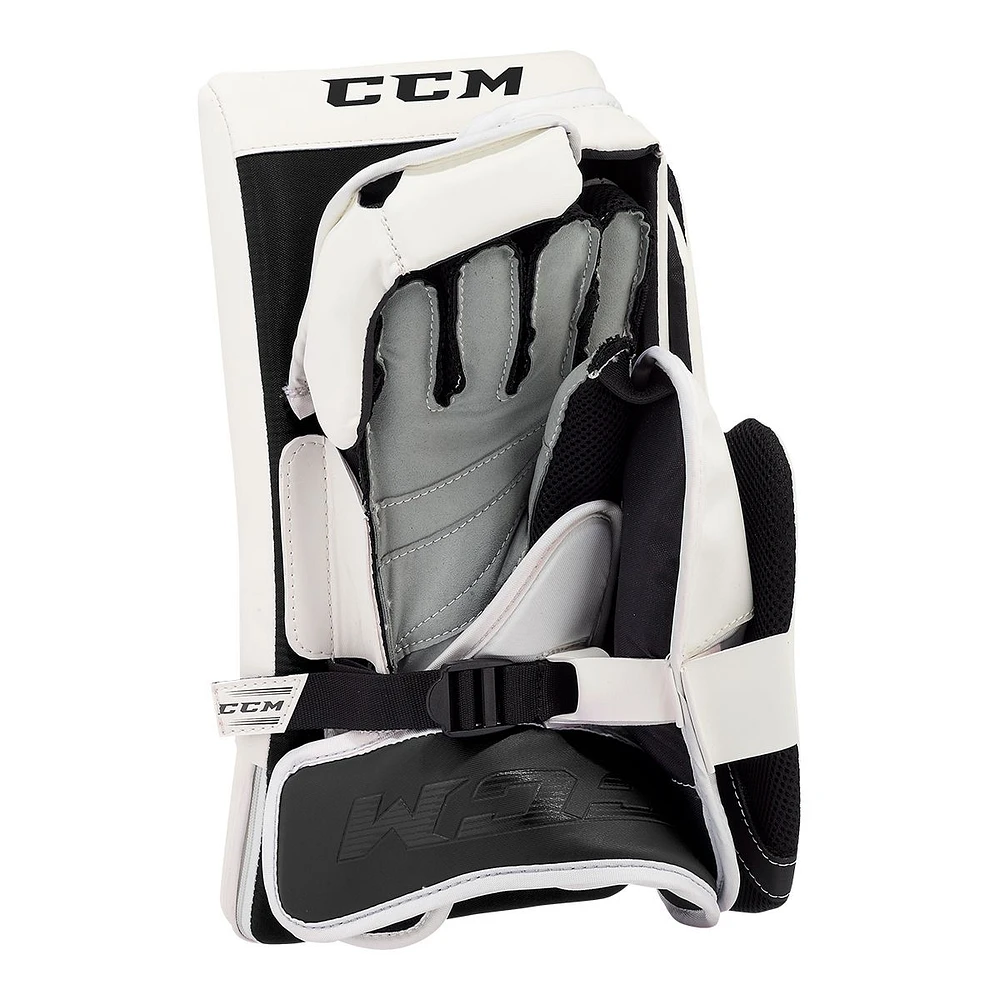 CCM Extreme Flex E5.5 Senior Blocker