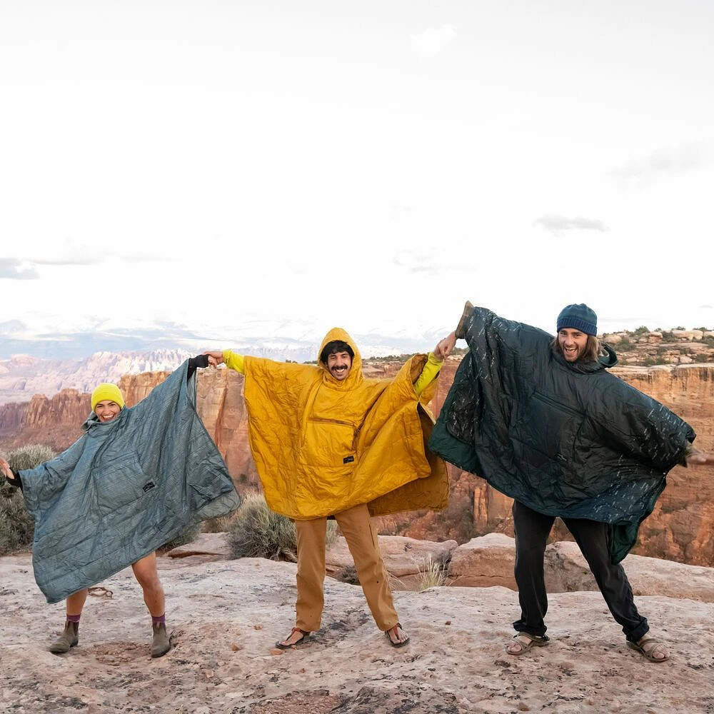 Therm-A-Rest Honcho Poncho™ Blanket