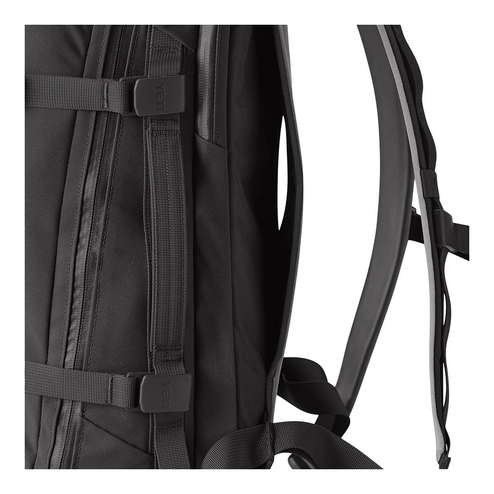 YETI Crossroads 27L Backpack