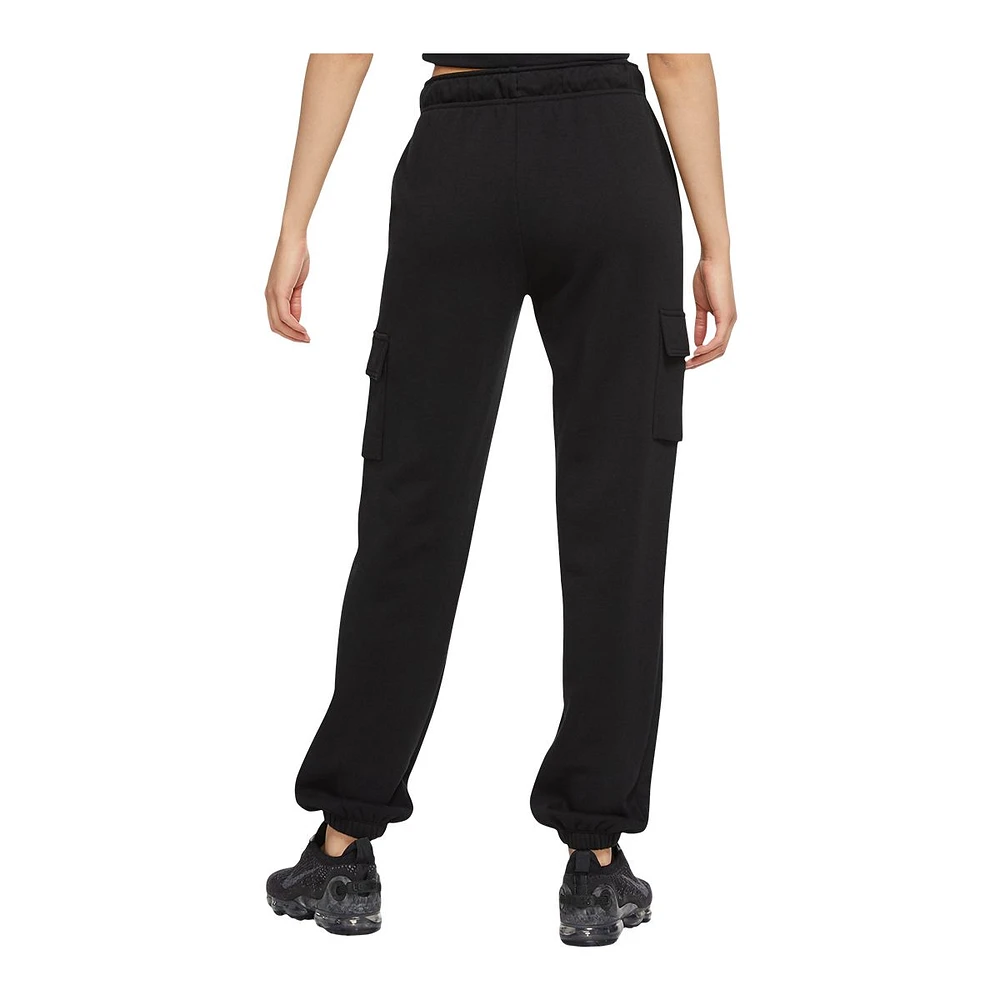 Nike Women's Plus Essential Fleece Cargo Pants, Casual, Loose Fit