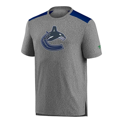 Vancouver Canucks Fanatics Men's Travel And Training Clutch T Shirt