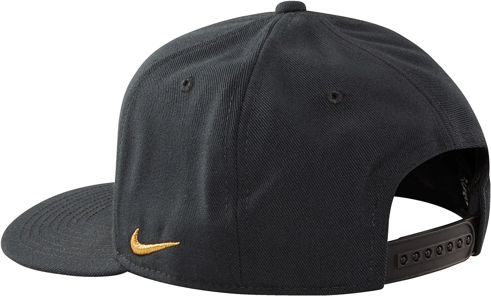 Nike Pro Men's Hockey Flatbill Cap