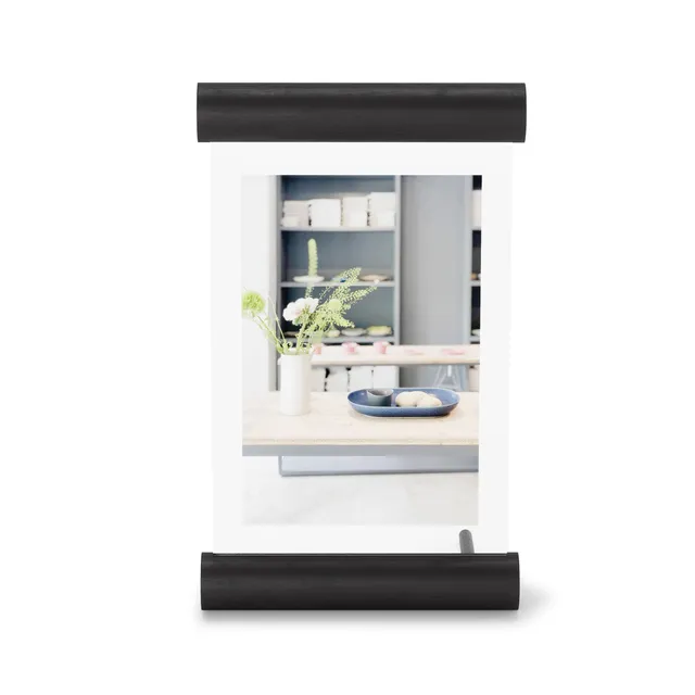 https://cdn.mall.adeptmind.ai/https%3A%2F%2Fmedia-www.canadiantire.ca%2Fproduct%2Fliving%2Fhome-decor%2Fdecor-accents%2F5741384%2Fumbra-scroll-photo-display-black-4-in-x-6-in-e8e22205-b19c-4565-82eb-21e077acdc2b-jpgrendition.jpg_640x.webp