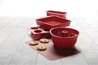 MASTER Chef Silicone Non-Stick Cake Pan, Red