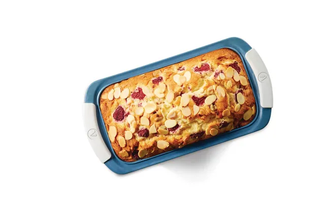 https://cdn.mall.adeptmind.ai/https%3A%2F%2Fmedia-www.canadiantire.ca%2Fproduct%2Fliving%2Fkitchen%2Fbakeware-baking-prep%2F1429689%2Fvida-silicone-with-structure-loaf-pan-b96cab77-f110-4b2f-981f-5a1a298e010b-jpgrendition.jpg_640x.webp