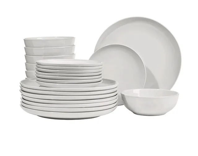 https://cdn.mall.adeptmind.ai/https%3A%2F%2Fmedia-www.canadiantire.ca%2Fproduct%2Fliving%2Fkitchen%2Fdining-and-entertaining%2F1424854%2Fmasterchef-24-piece-dinnerware-set-6e8bf0dc-27a6-4a73-ae10-579858109e07-jpgrendition.jpg_640x.webp