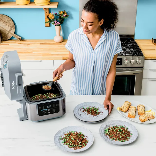 Ninja® Double Door 12-in-1 Countertop Electric Convection Oven & Air Fryer  with FLEXDOOR™, Canadian Tire in 2023