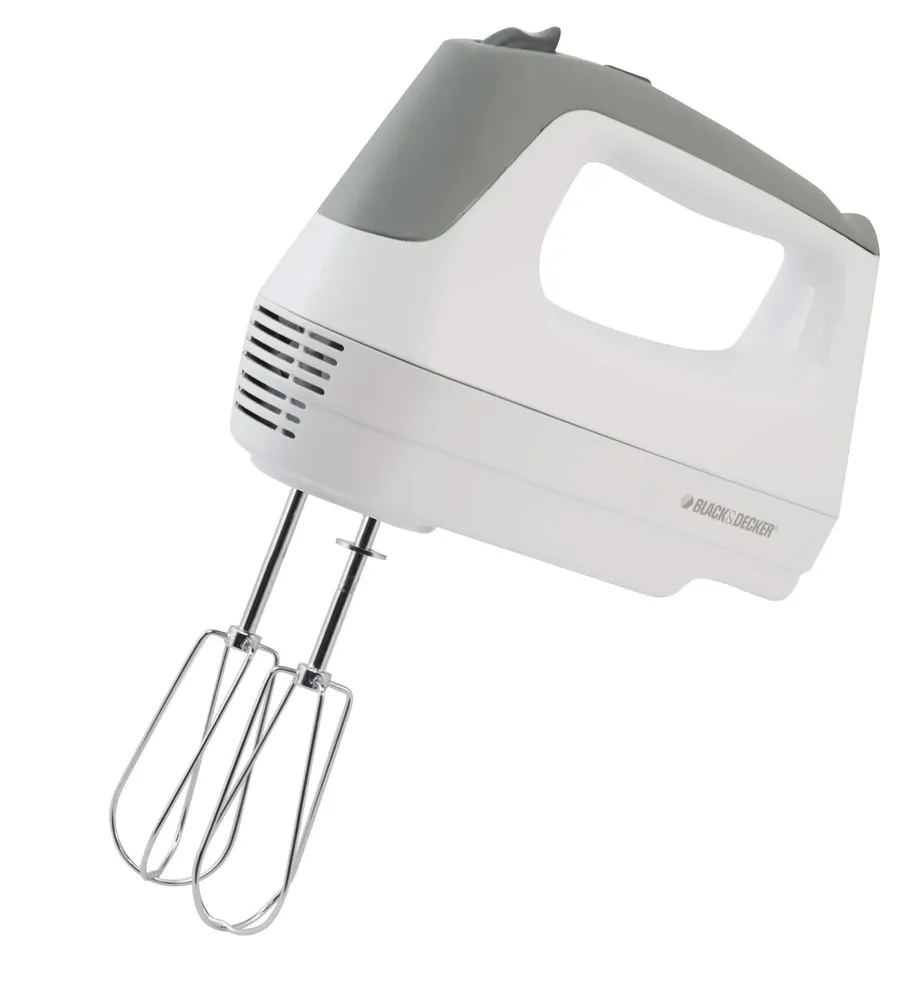 Brentwood HM-48R Lightweight 5-Speed Electric Hand Mixer, Red