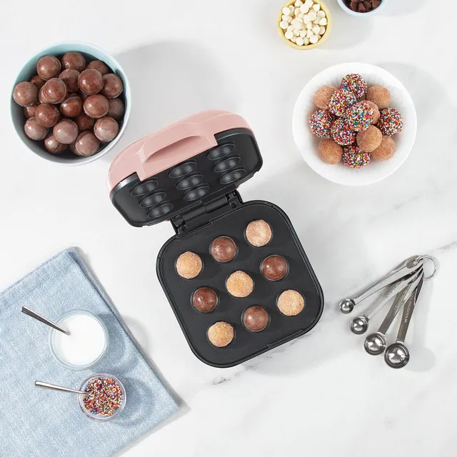 Dash Mini Donut Maker for Sale in Pasadena, CA - OfferUp