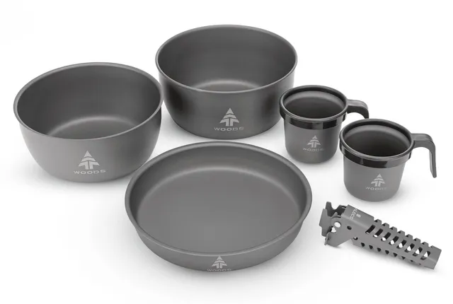 Heritage Cast Iron Camping Cook Set with Crate 8 Pieces