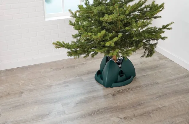 Noma Christmas Tree Quick Stand with 6L Water Reservoir, Easy Set Up, Up to  11-ft Real Trees