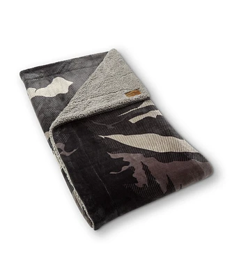 WindRiver Heritage Elk Print Sherpa Blanket