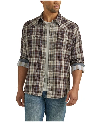 Wrangler Men's Retro Premium Long Sleeve Woven Plaid Shirt