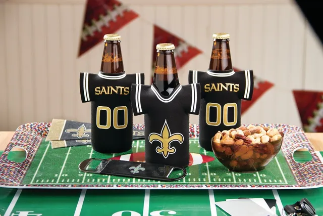 New Orleans Saints Lunch Plates 18ct | Party Themes Theme Party