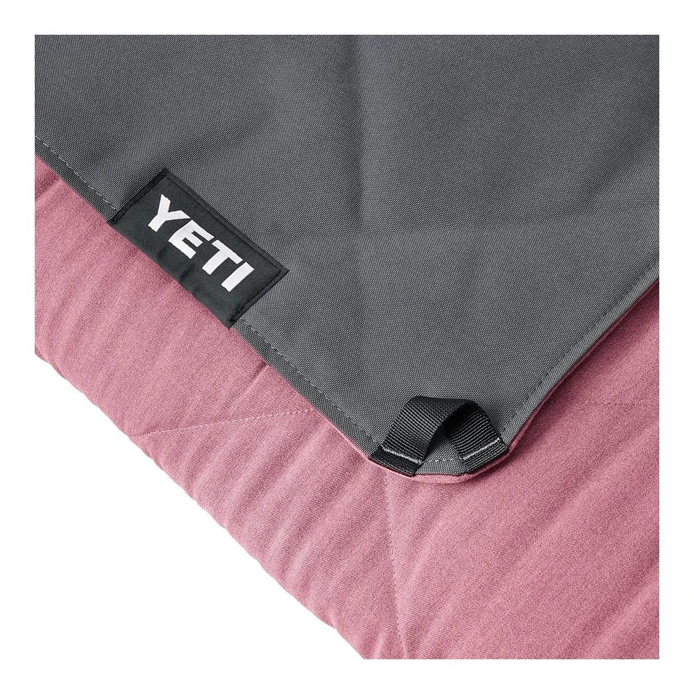 YETI Lowlands Blanket