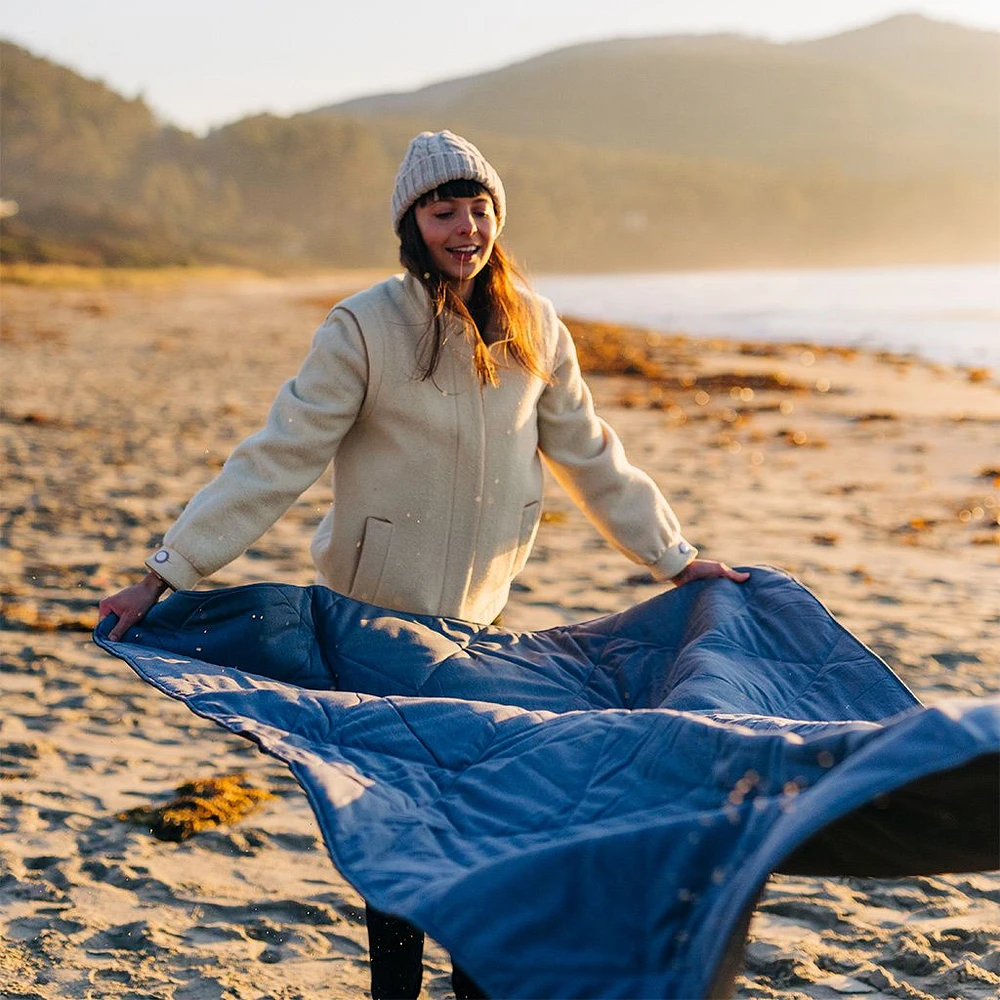 YETI Lowlands Blanket