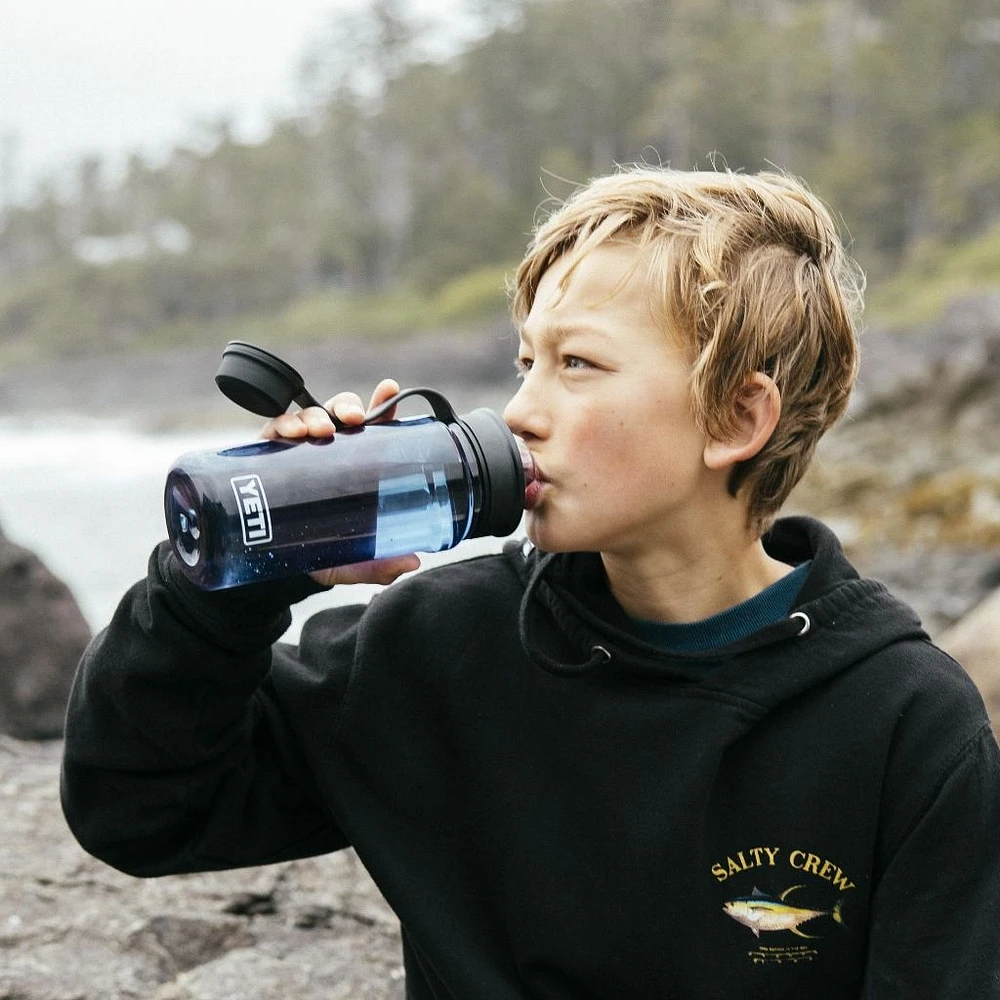 YETI Yonder™ 0.6L Water Bottle With Tether Cap