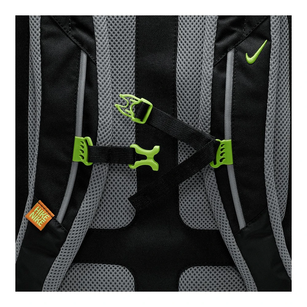 Nike Unisex Hike 24 School/Gym Hiking Chest Strap Backpack