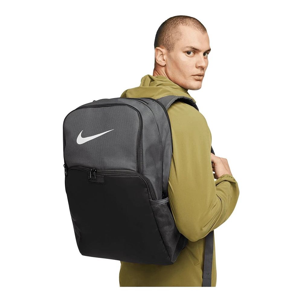 Nike Unisex Brasilia XL Printed School/Gym Laptop Sleeve Polyester Backpack