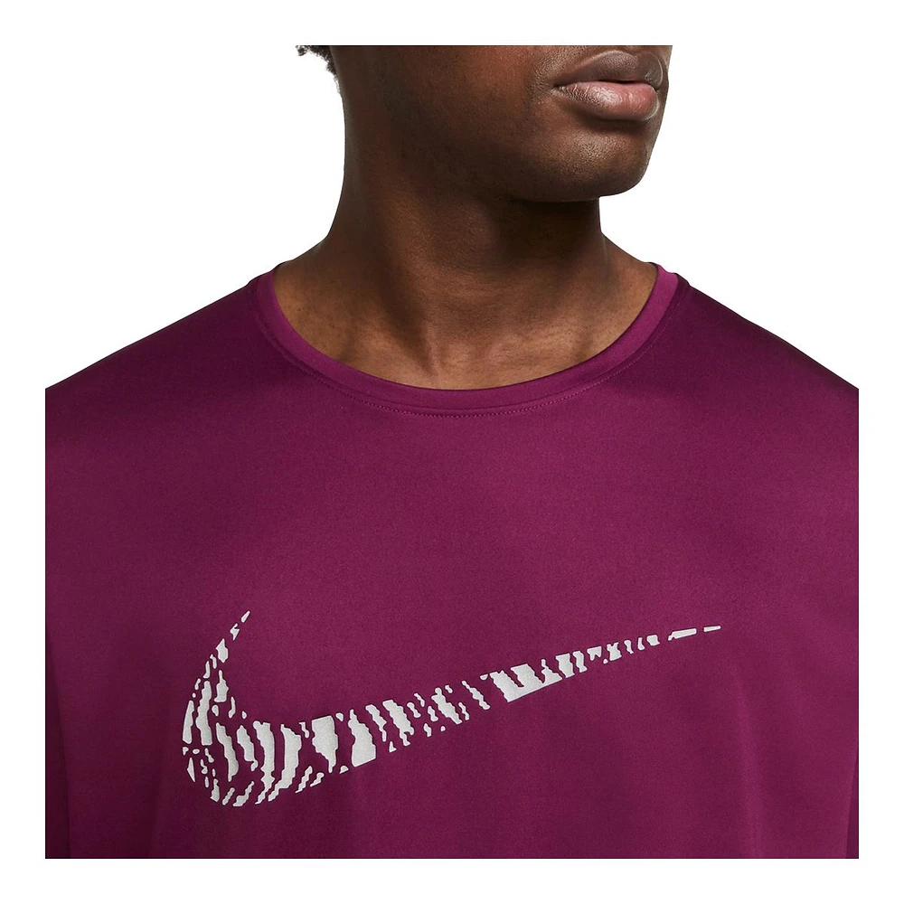 Nike Men's Run Division Miler Graphic Top