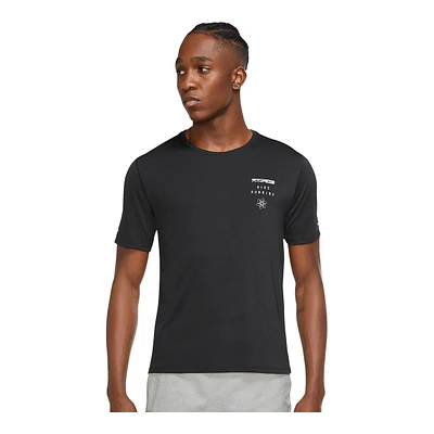 Nike Men's Run Division Miler Graphic T Shirt