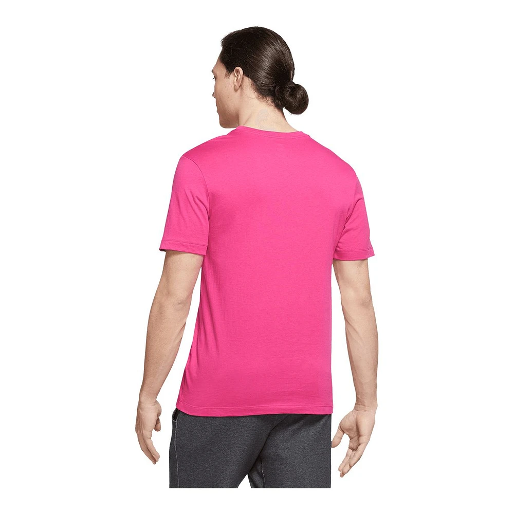 Nike Sportswear Men's Club T-Shirt