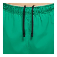 Nike Men's Challenger Moving Co 7 Inch Shorts