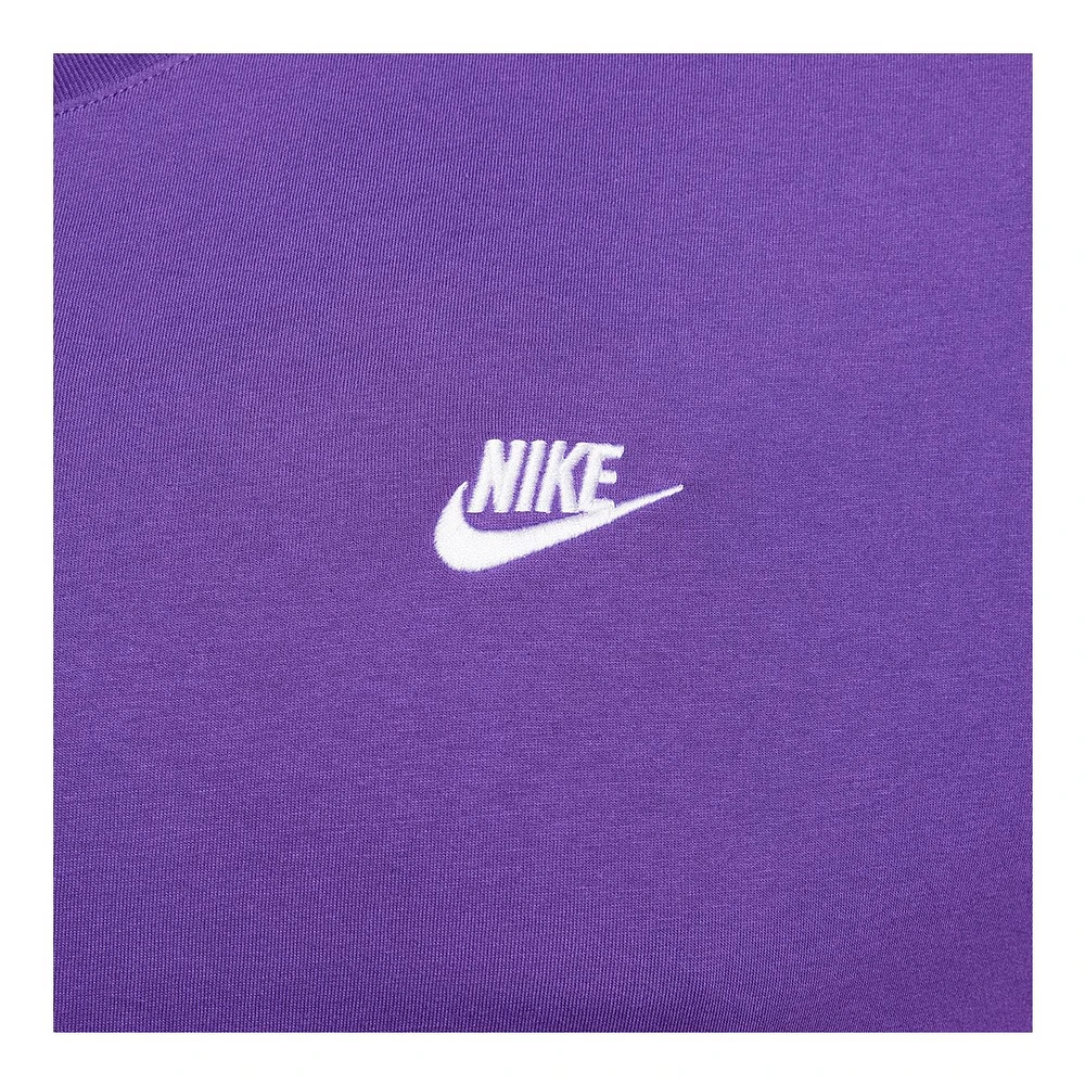 Nike Sportswear Men's Club T-Shirt