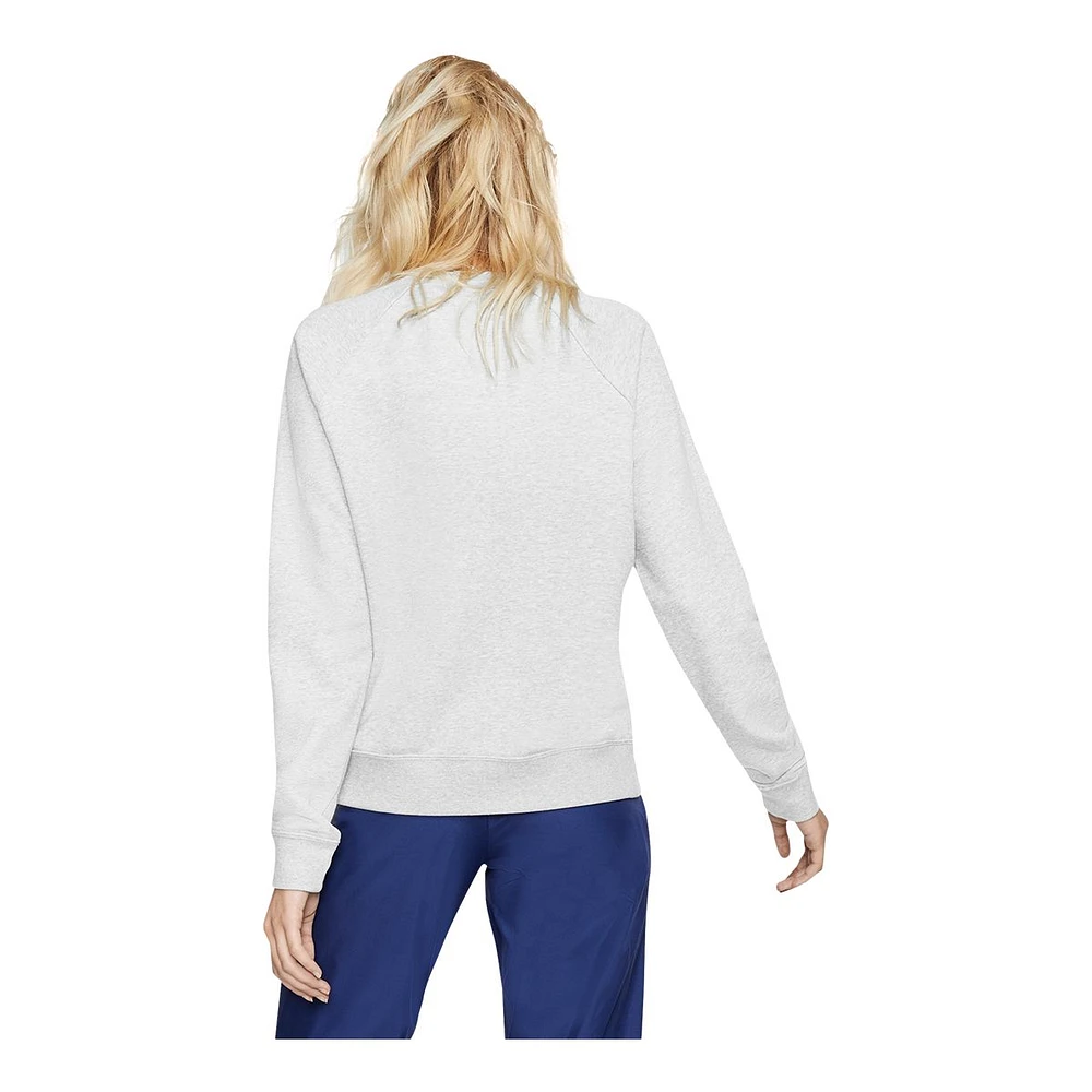 Nike Women's Essentials Fleece Sweatshirt