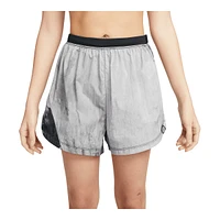 Nike Women's NK Dri-FIT Trail MR 3 Inch Shorts