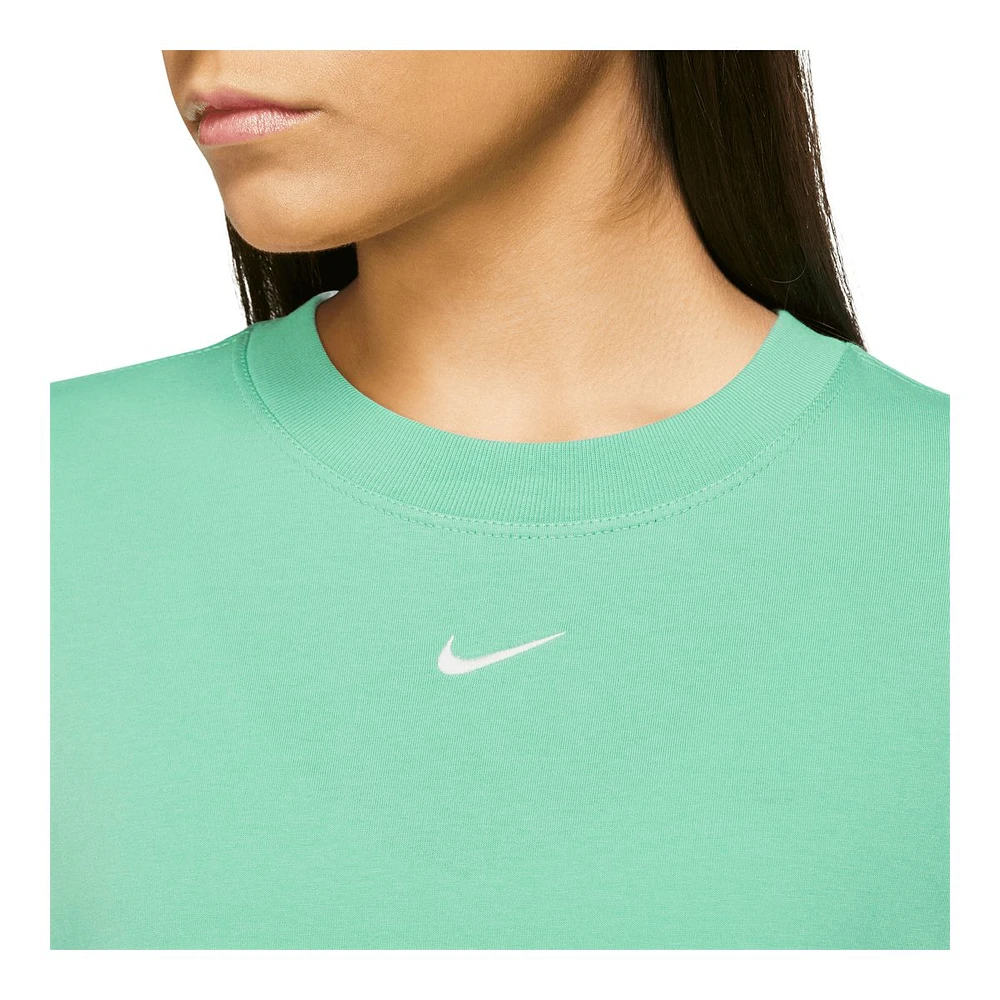 Nike Women's Essential Boyfriend LBR T Shirt