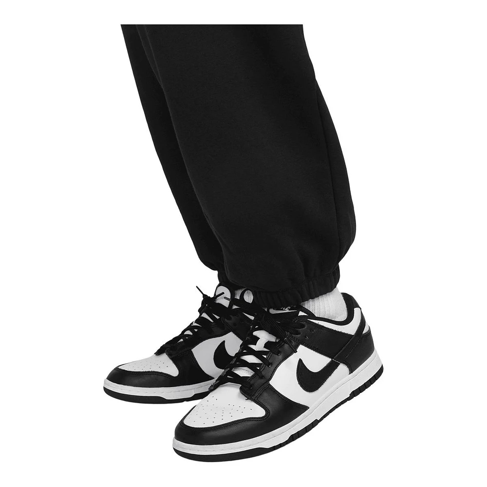 Nike Women's Club Fleece Mid-Rise Oversized Pants