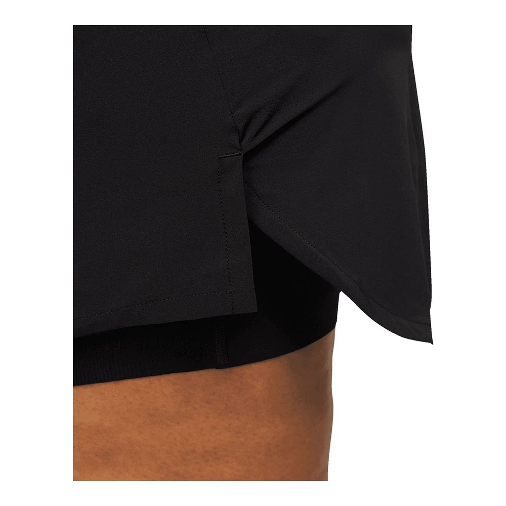 Nike Women's Dri-FIT Bliss Mid-Rise Skort