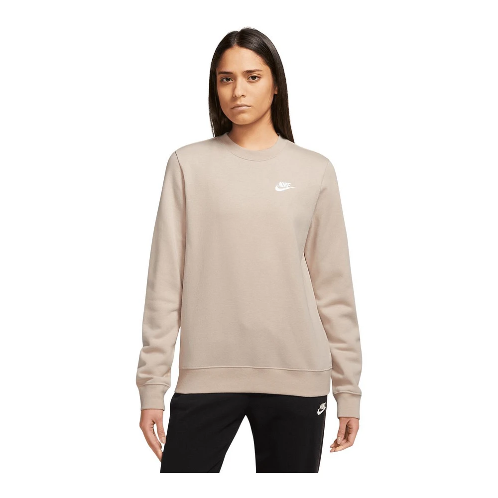 Nike Women's Club Fleece Sweatshirt