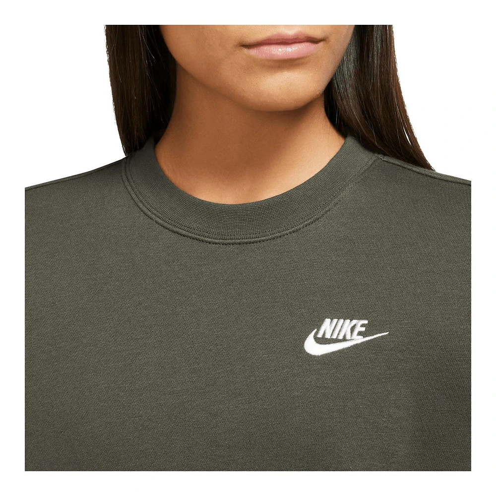 Nike Women's Club Fleece Sweatshirt