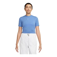 Nike Women's Essentials Slim Cropped LBR T Shirt