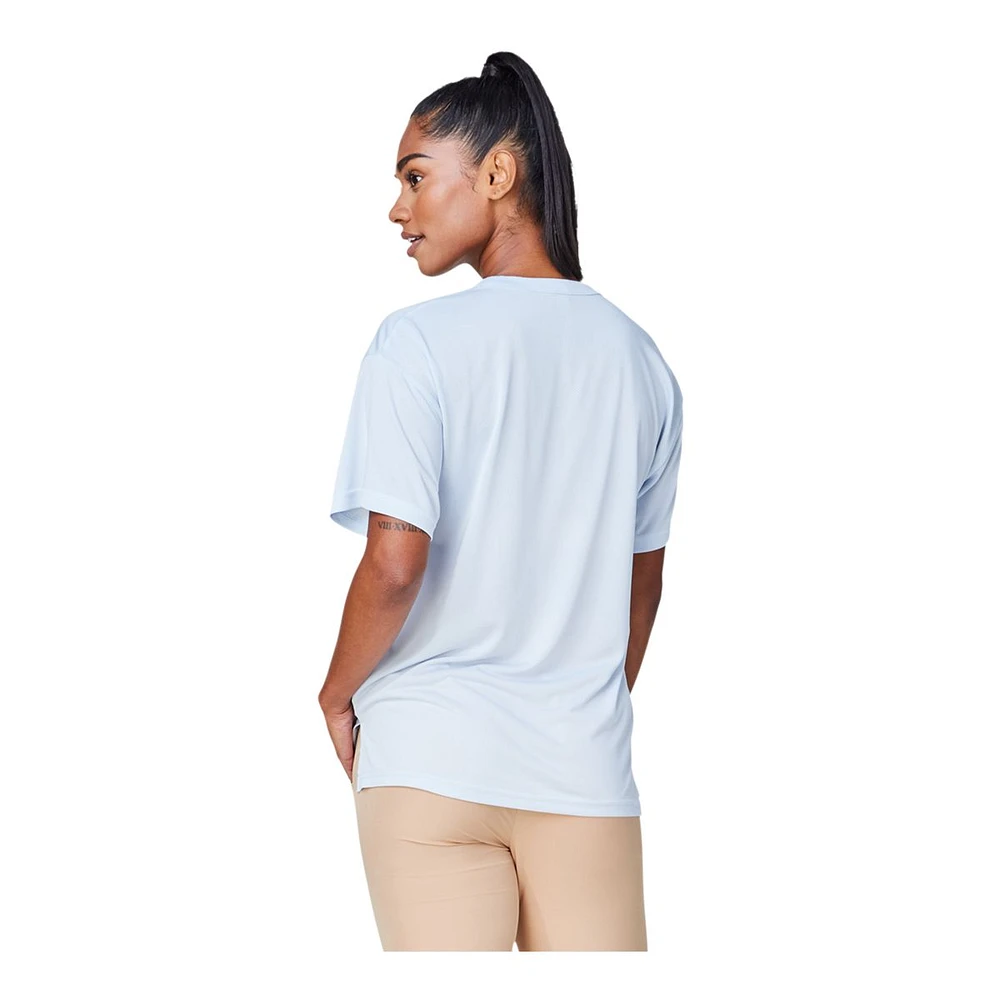 FWD Women's Core Drop Tail T Shirt