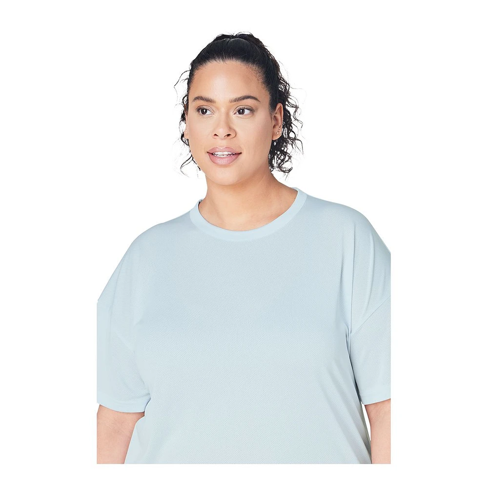 FWD Women's Core Drop Tail T Shirt