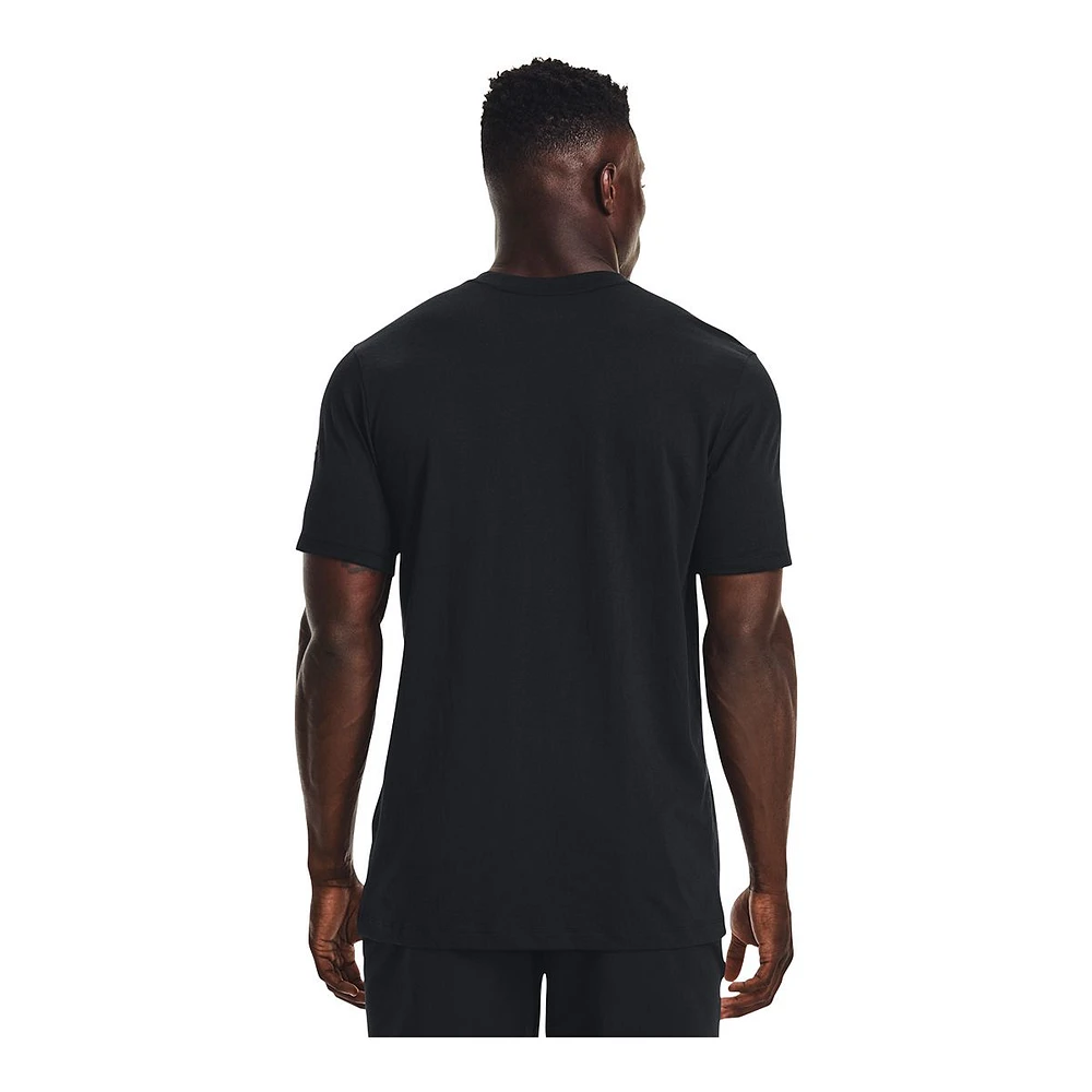 Under Armour Men's Outdoor Pocket T Shirt