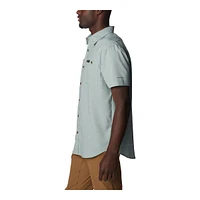 The Columbia Men's Utilizer Long Sleeve Shirt