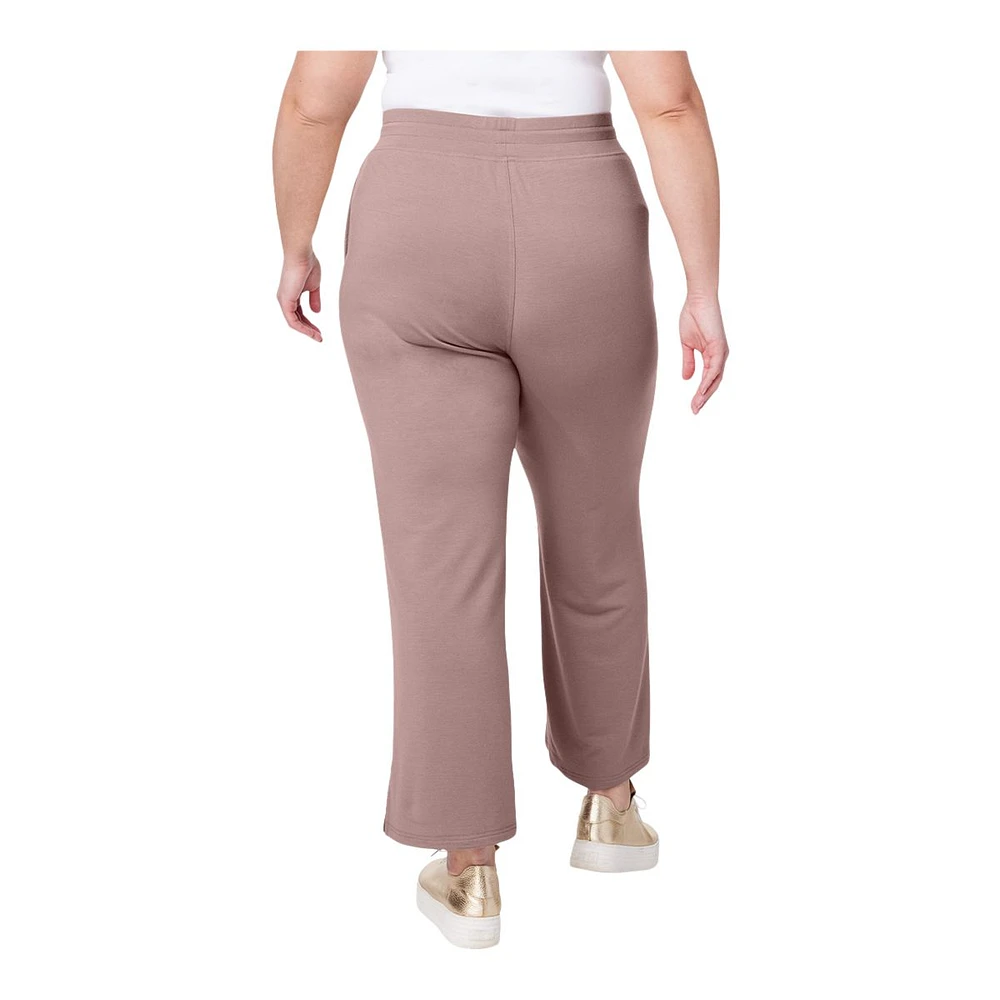 FWD Women's Free Wide Leg Cropped Sweatpants