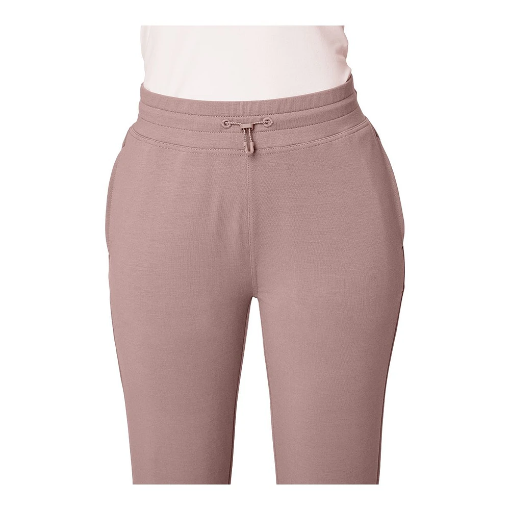 FWD Women's Free Wide Leg Cropped Sweatpants